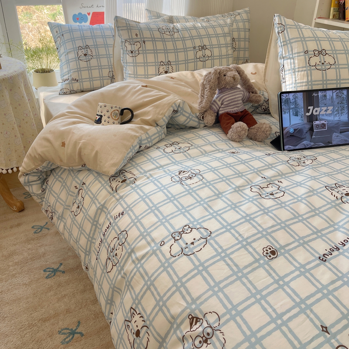 91家纺网 家纺一手货源 找家纺 六巷胡同 2026新款INS减龄可爱风卡通全棉四件套（第二系列） 蓝格美拉犬