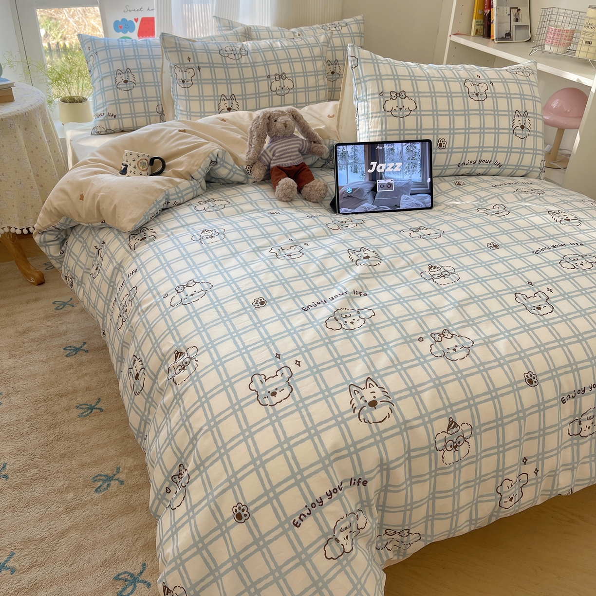 91家纺网 家纺一手货源 找家纺 六巷胡同 2026新款INS减龄可爱风卡通全棉四件套（第二系列） 蓝格美拉犬