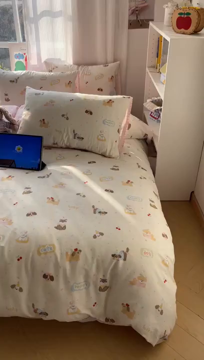 91家纺网 家纺一手货源 找家纺 六巷胡同 2026新款INS减龄可爱风卡通全棉四件套（第二系列） 汪星人派对