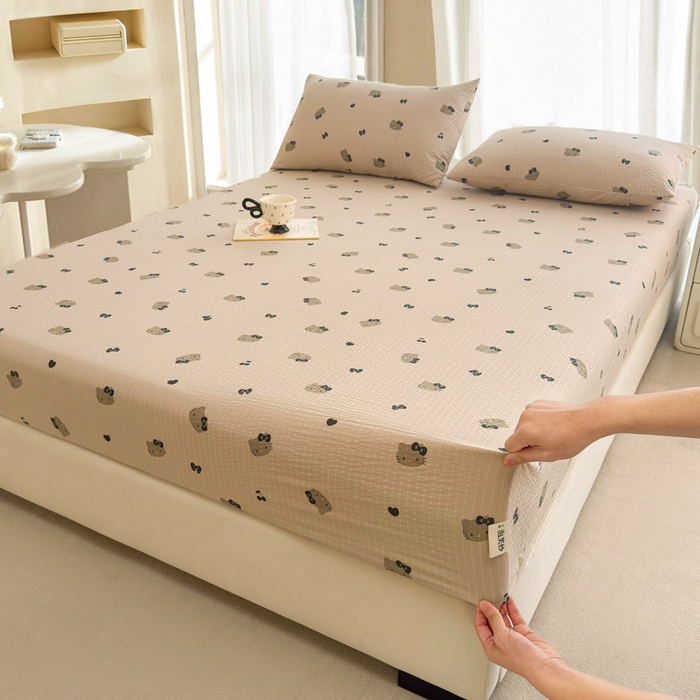 91家纺网 家纺一手货源 找家纺 贝扬思家纺 2026新款高克重泡芙纱印花款单床笠床笠单件-浅糯 CL浅糯-咖啡小猫