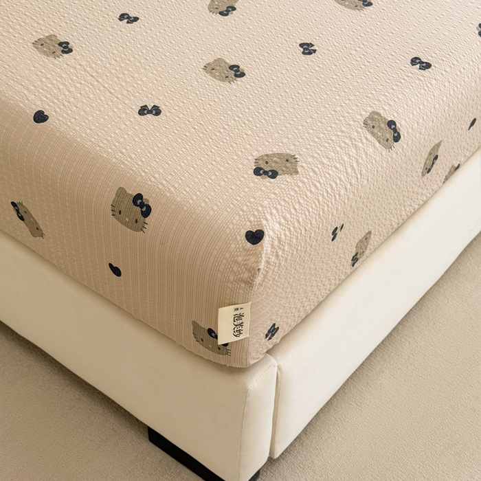 91家纺网 家纺一手货源 找家纺 贝扬思家纺 2026新款高克重泡芙纱印花款单床笠床笠单件-浅糯 CL浅糯-咖啡小猫