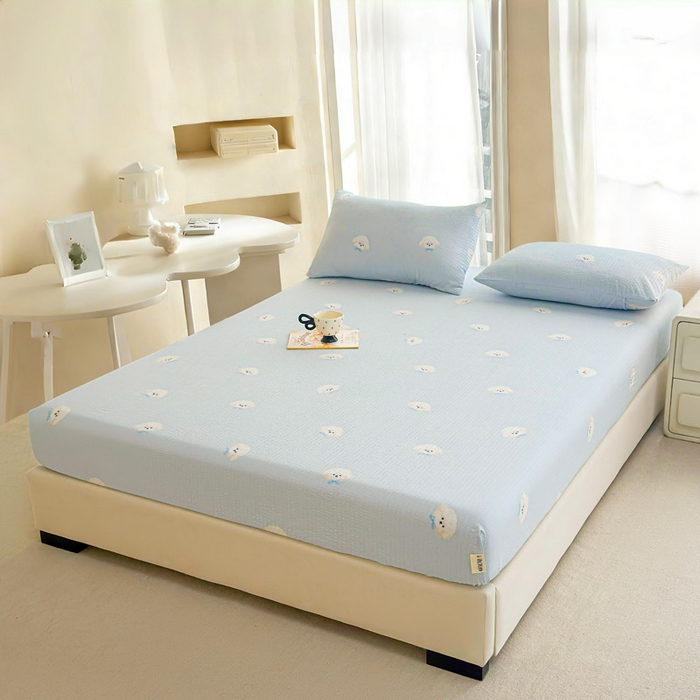 91家纺网 家纺一手货源 找家纺 贝扬思家纺 2026新款高克重泡芙纱印花款单床笠床笠单件-浅糯 CL浅糯-蓝领结狗