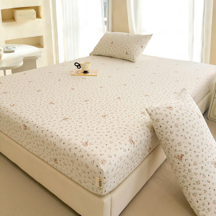 91家纺网 家纺一手货源 找家纺 贝扬思家纺 2026新款高克重泡芙纱印花款单床笠床笠单件-浅糯 CL浅糯-木马小花团