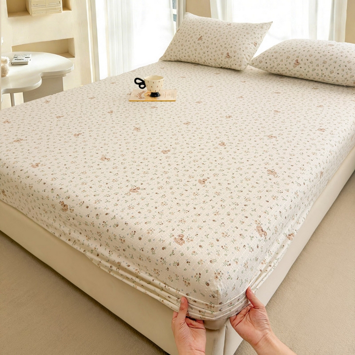 91家纺网 家纺一手货源 找家纺 贝扬思家纺 2026新款高克重泡芙纱印花款单床笠床笠单件-浅糯 CL浅糯-木马小花团