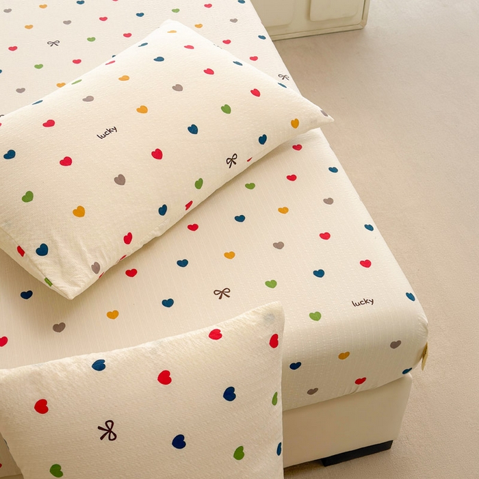 91家纺网 家纺一手货源 找家纺 贝扬思家纺 2026新款高克重泡芙纱印花款单床笠床笠单件-浅糯 CL浅糯-微笑彩心