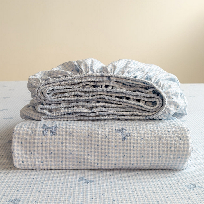 91家纺网 家纺一手货源 找家纺 贝扬思家纺 2026新款高克重泡芙纱印花款单床笠床笠单件-浅糯 CL浅糯-予诗蓝