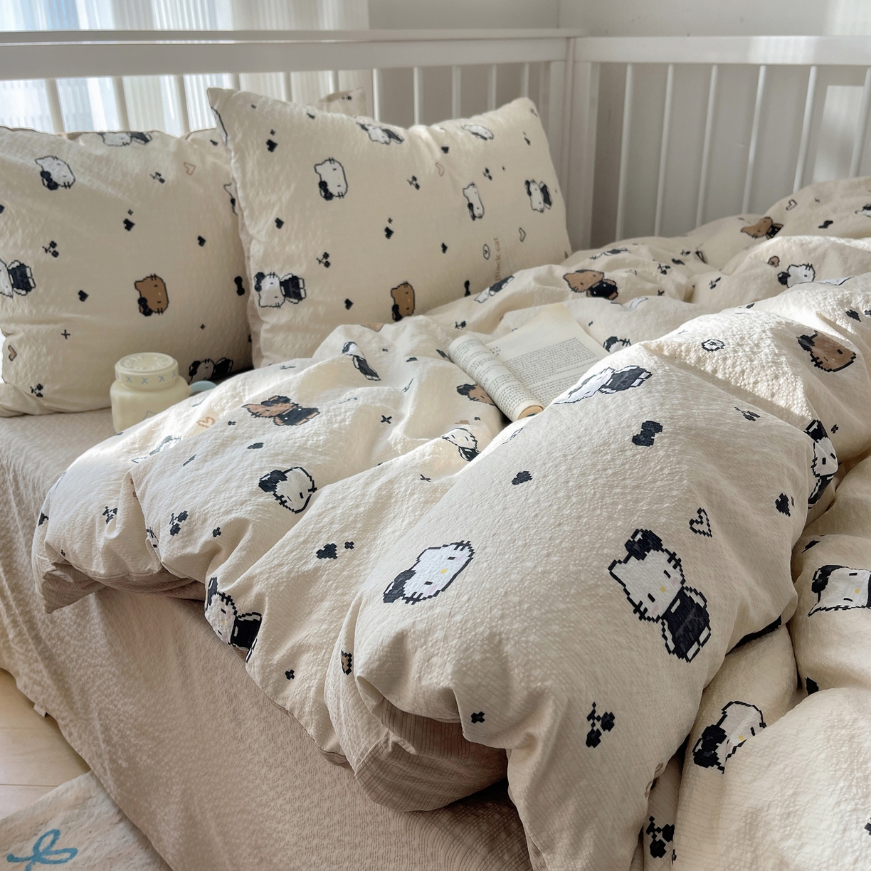 91家纺网 家纺一手货源 找家纺 （总）贝扬思家纺 2026新款高品质A类泡芙纱-可爱猫猫系列普通款四件套（110g）