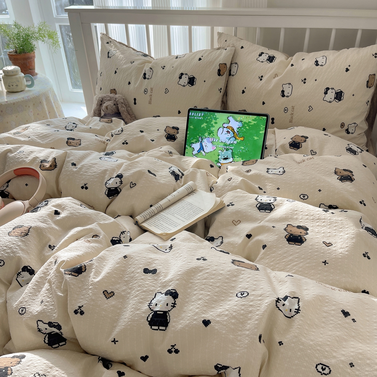 91家纺网 家纺一手货源 找家纺 （总）贝扬思家纺 2026新款高品质A类泡芙纱-可爱猫猫系列普通款四件套（110g）