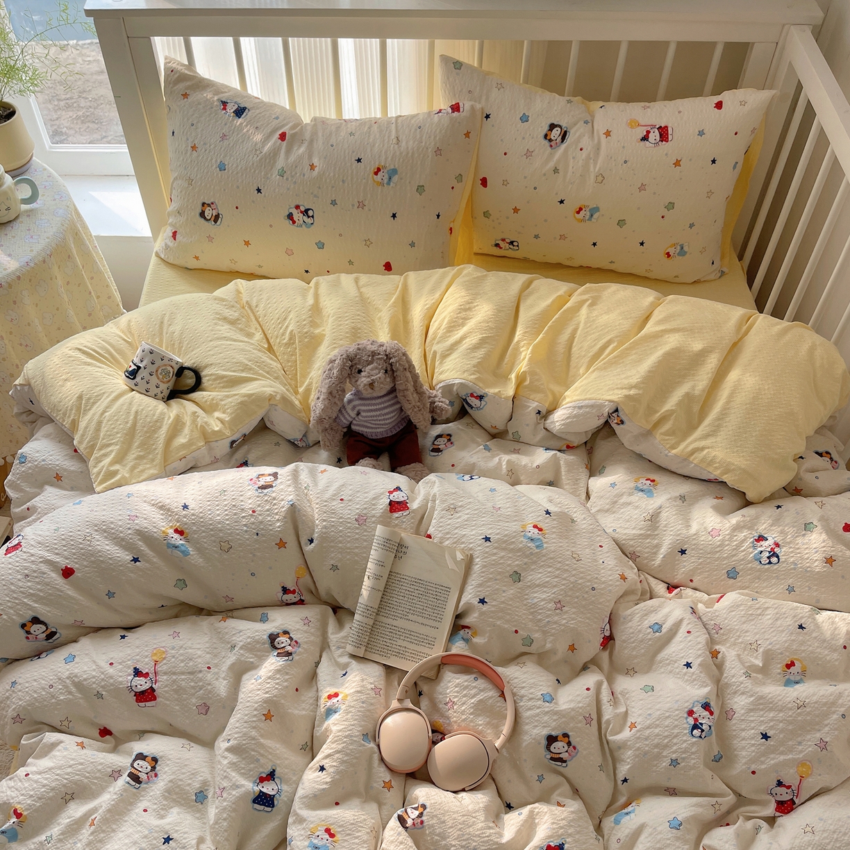 91家纺网 家纺一手货源 找家纺 贝扬思家纺 2026新款高品质A类泡芙纱-可爱猫猫系列普通款四件套（110g） 萌星奇遇