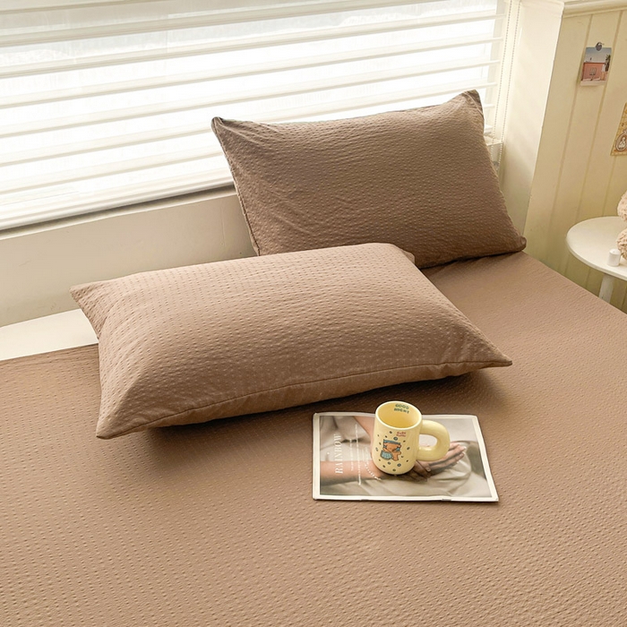 91家纺网 家纺一手货源 找家纺 贝扬思家纺 2026新款高品质A类泡芙纱纯色单床单床单单件 CD-深咖