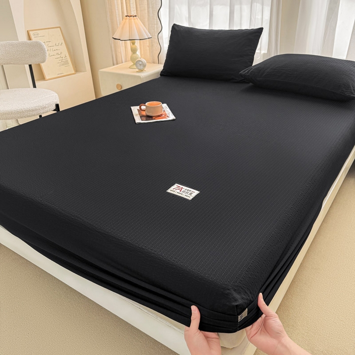 91家纺网 家纺一手货源 找家纺 贝扬思家纺 2026新款高品质A类泡芙纱纯色单床笠系列-110g CL-黑色