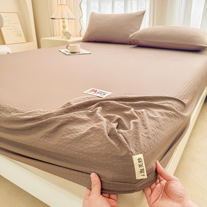 91家纺网 家纺一手货源 找家纺 贝扬思家纺 2026新款高品质A类泡芙纱纯色单床笠系列-110g CL-深咖