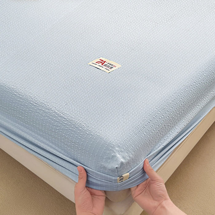 91家纺网 家纺一手货源 找家纺 贝扬思家纺 2026新款高品质A类泡芙纱纯色单床笠系列-110g CL-浅蓝