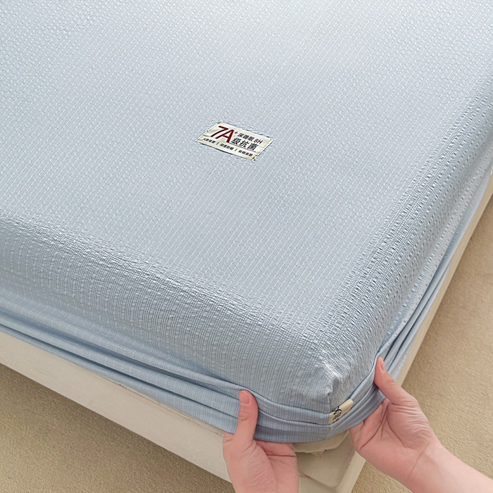 91家纺网 家纺一手货源 找家纺 贝扬思家纺 2026新款高品质A类泡芙纱纯色单床笠系列-110g CL-浅蓝