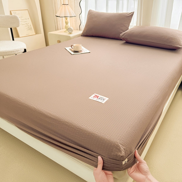 91家纺网 家纺一手货源 找家纺 贝扬思家纺 2026新款高品质A类泡芙纱纯色单床笠系列-110g CL-深咖