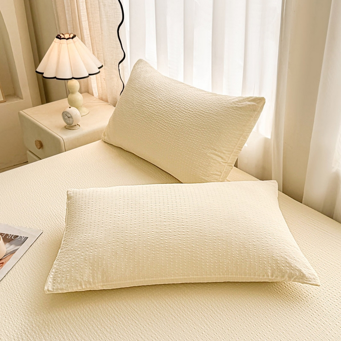 91家纺网 家纺一手货源 找家纺 贝扬思家纺 2026新款高品质A类泡芙纱纯色单床笠系列-110g CL-米黄