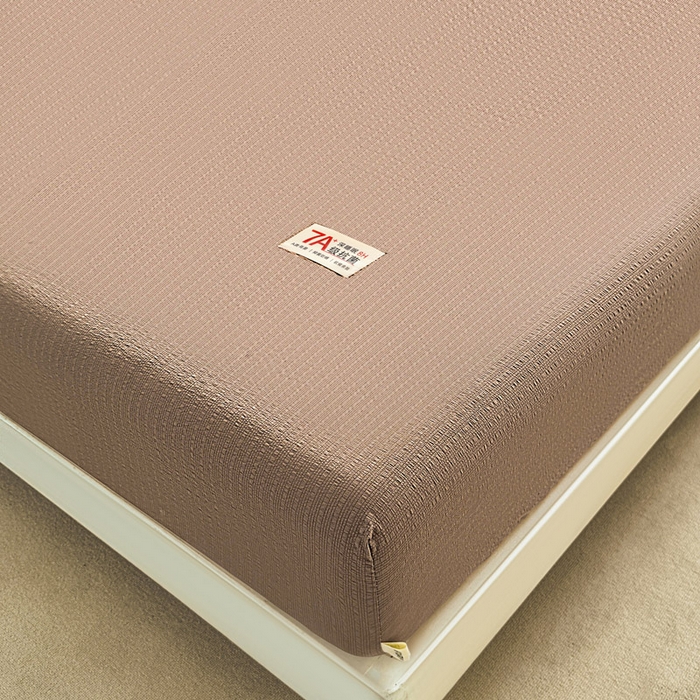 91家纺网 家纺一手货源 找家纺 贝扬思家纺 2026新款高品质A类泡芙纱纯色单床笠系列-110g CL-深咖