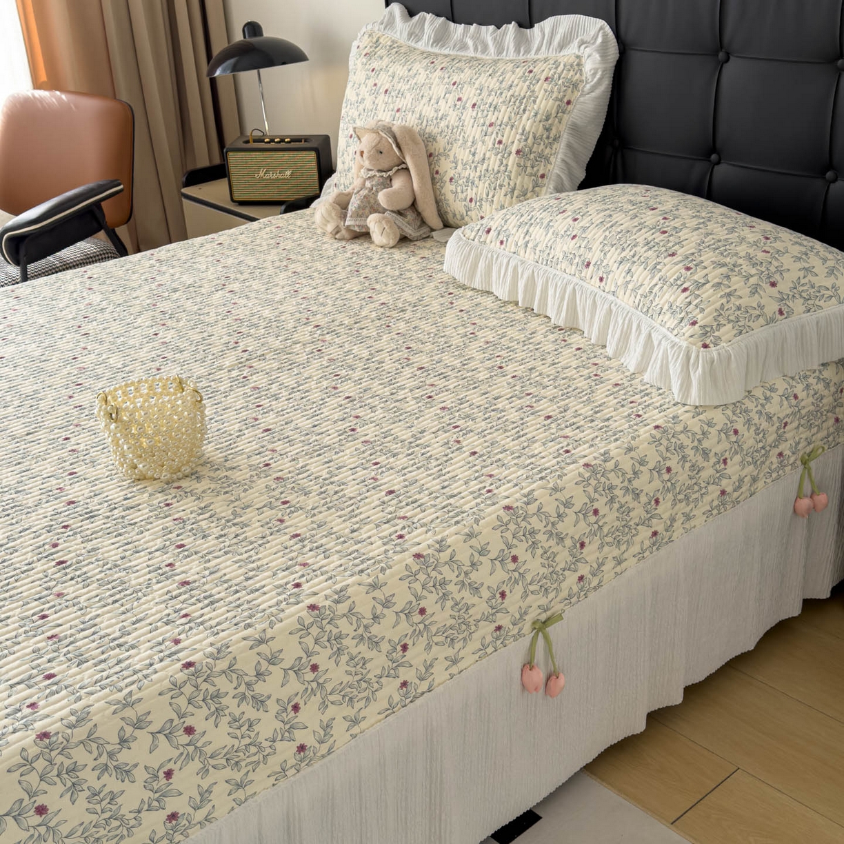 91家纺网 家纺一手货源 找家纺 花漾家居 2026新款雪尼尔雪纺蕾丝大花边床盖单品床盖单件三件套 连理枝