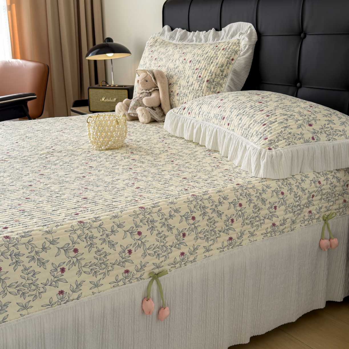 91家纺网 家纺一手货源 找家纺 花漾家居 2026新款雪尼尔雪纺蕾丝大花边床盖单品床盖单件三件套 连理枝