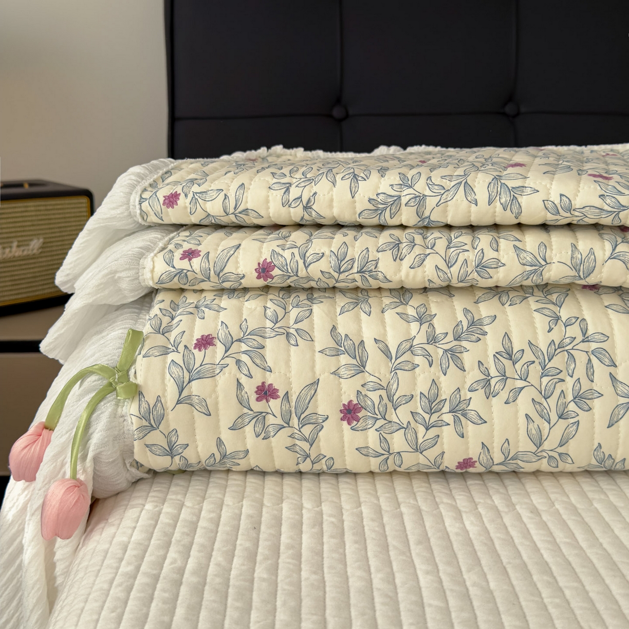 91家纺网 家纺一手货源 找家纺 花漾家居 2026新款雪尼尔雪纺蕾丝大花边床盖单品床盖单件三件套 连理枝