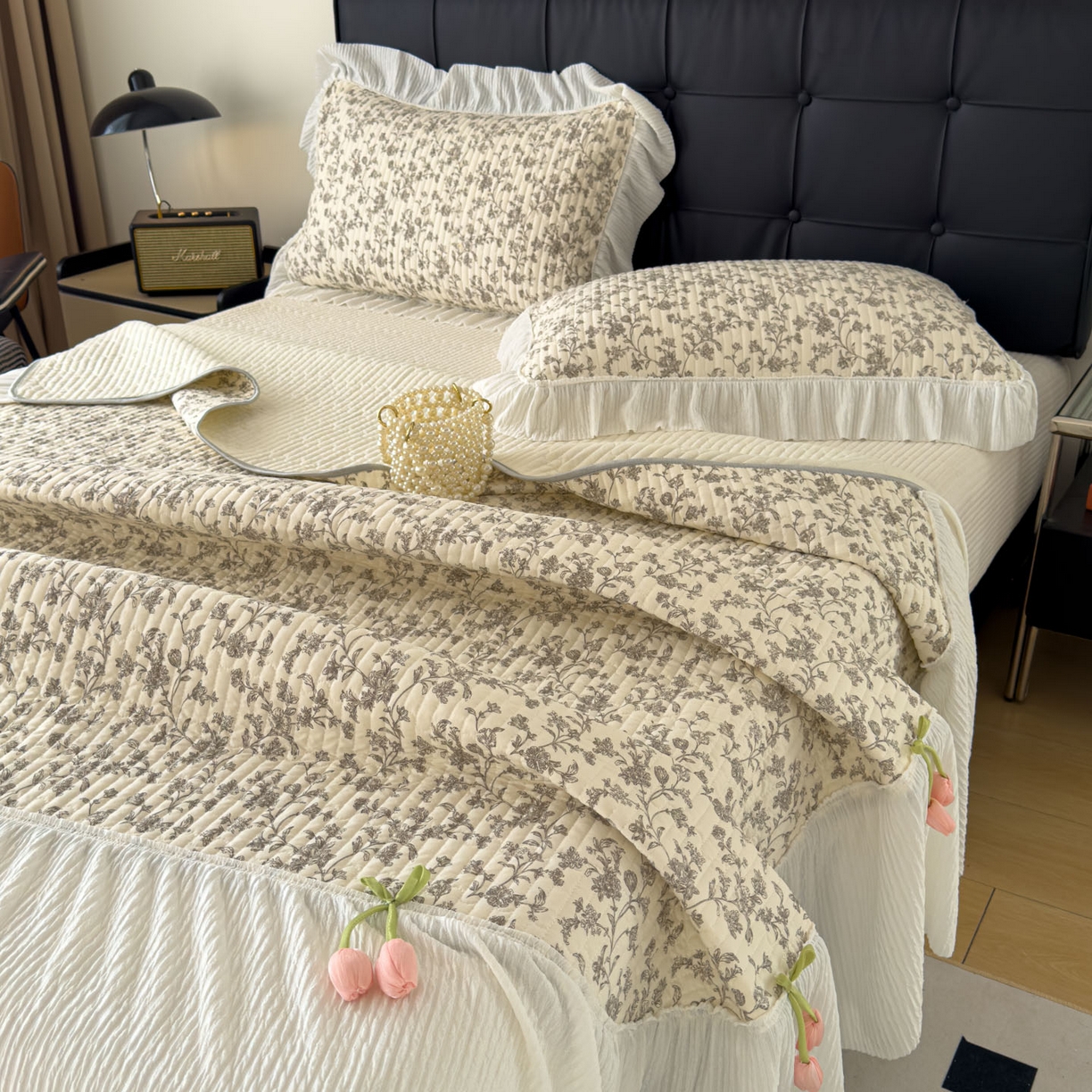 91家纺网 家纺一手货源 找家纺 花漾家居 2026新款雪尼尔雪纺蕾丝大花边床盖单品床盖单件三件套 木兰