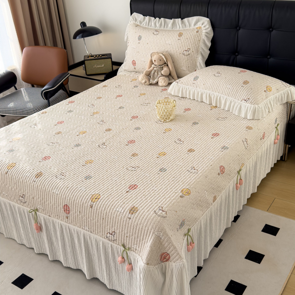 91家纺网 家纺一手货源 找家纺 花漾家居 2026新款雪尼尔雪纺蕾丝大花边床盖单品床盖单件三件套 热气球