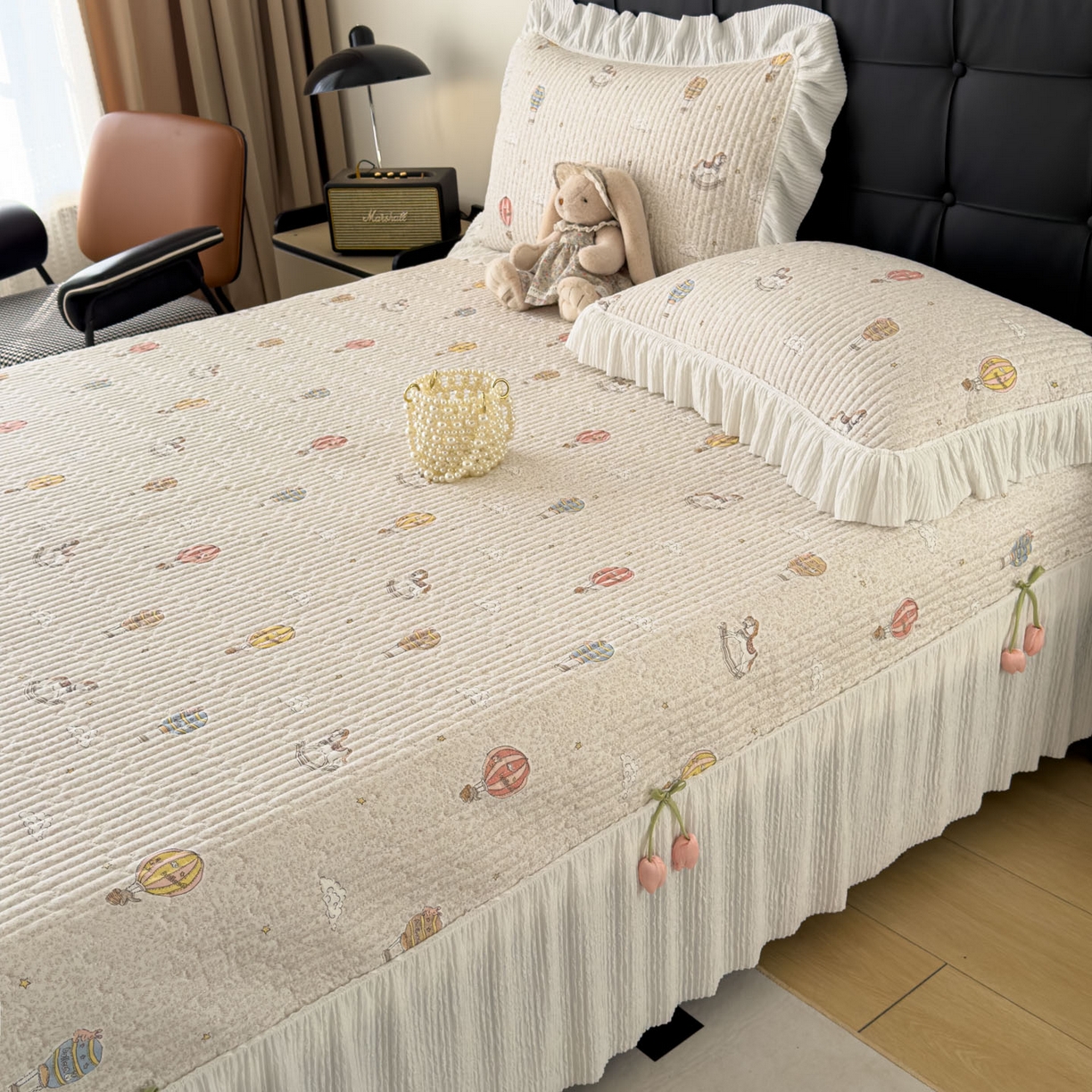 91家纺网 家纺一手货源 找家纺 花漾家居 2026新款雪尼尔雪纺蕾丝大花边床盖单品床盖单件三件套 热气球