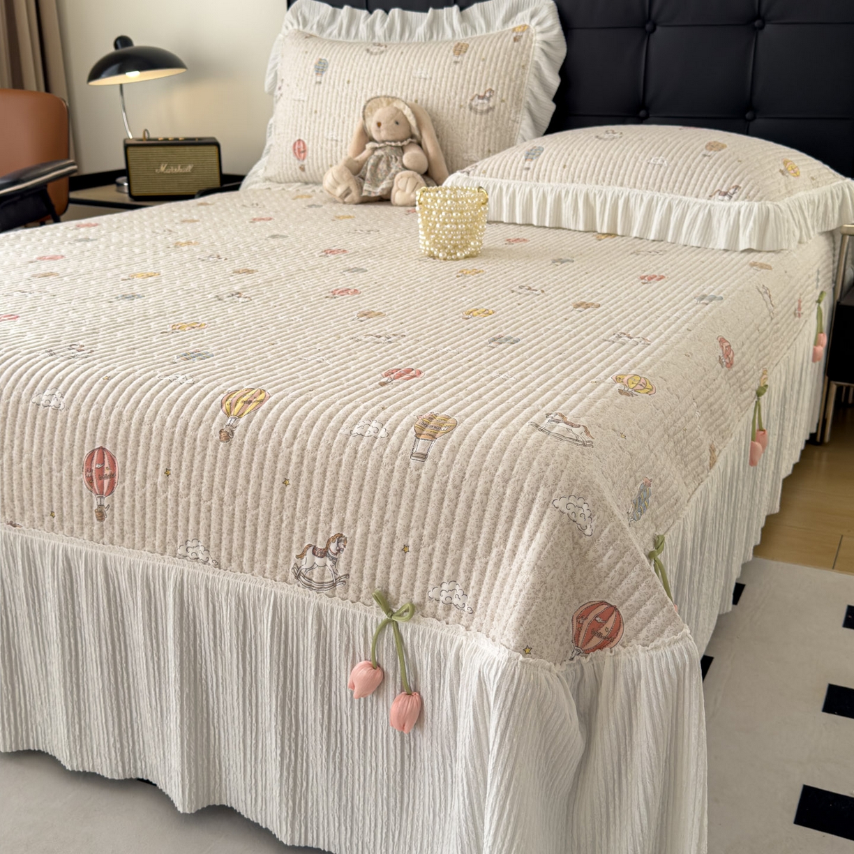 91家纺网 家纺一手货源 找家纺 花漾家居 2026新款雪尼尔雪纺蕾丝大花边床盖单品床盖单件三件套 热气球