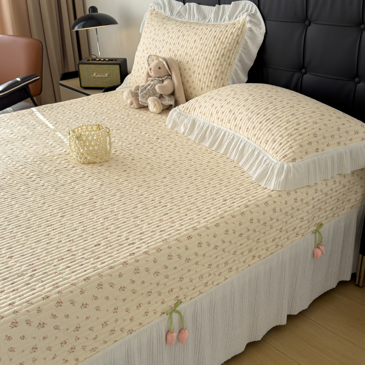 91家纺网 家纺一手货源 找家纺 花漾家居 2026新款雪尼尔雪纺蕾丝大花边床盖单品床盖单件三件套 小杏芙