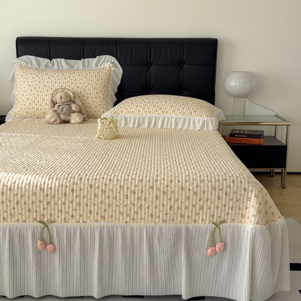 91家纺网 家纺一手货源 找家纺 花漾家居 2026新款雪尼尔雪纺蕾丝大花边床盖单品床盖单件三件套 小杏芙