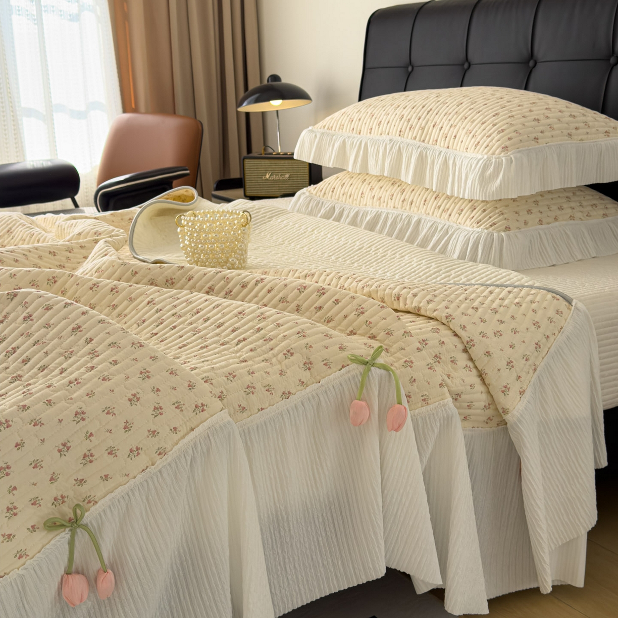 91家纺网 家纺一手货源 找家纺 花漾家居 2026新款雪尼尔雪纺蕾丝大花边床盖单品床盖单件三件套 小杏芙