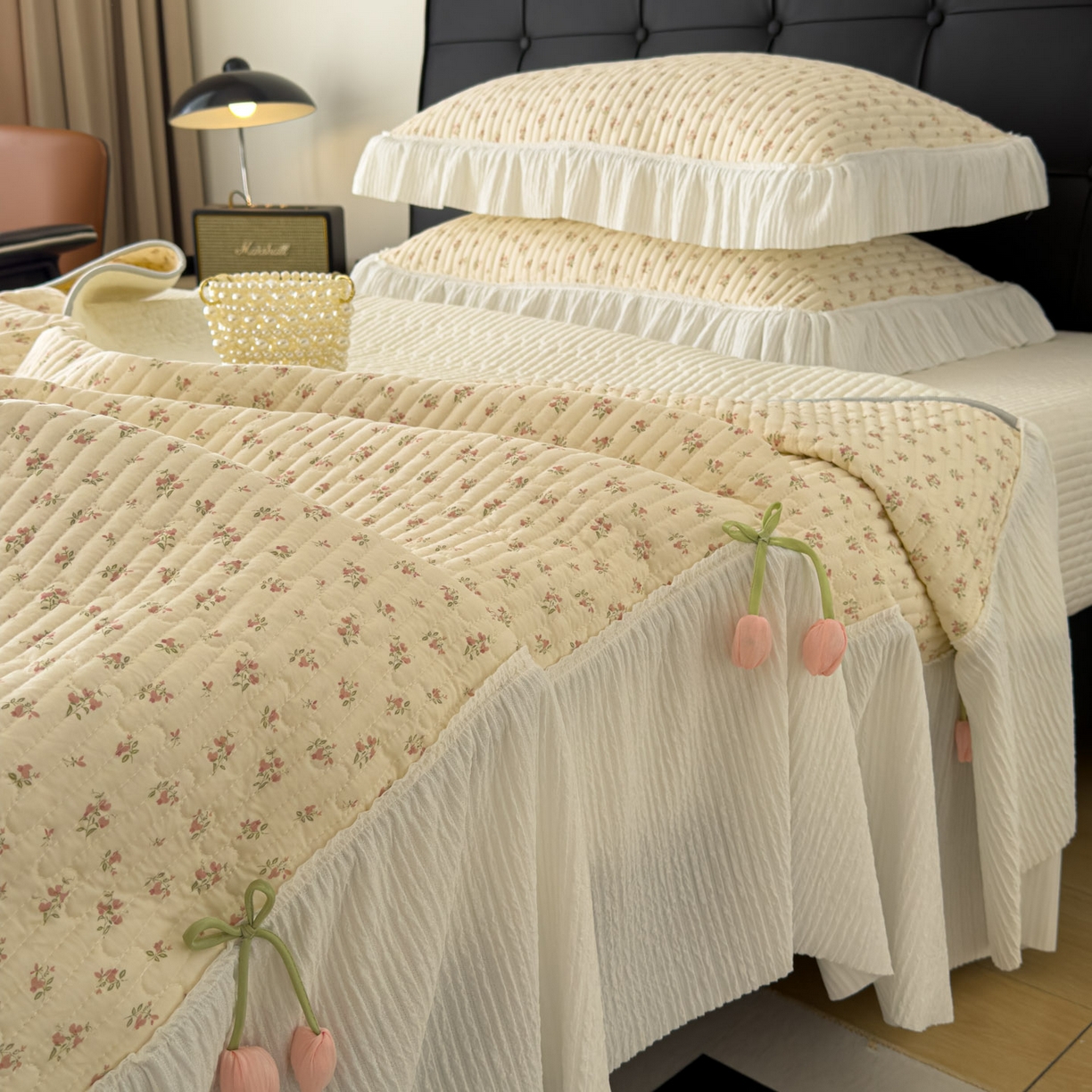 91家纺网 家纺一手货源 找家纺 花漾家居 2026新款雪尼尔雪纺蕾丝大花边床盖单品床盖单件三件套 小杏芙