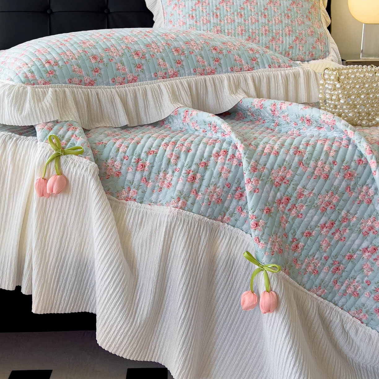 91家纺网 家纺一手货源 找家纺 花漾家居 2026新款雪尼尔雪纺蕾丝大花边床盖单品床盖单件三件套 伊水芙蓉