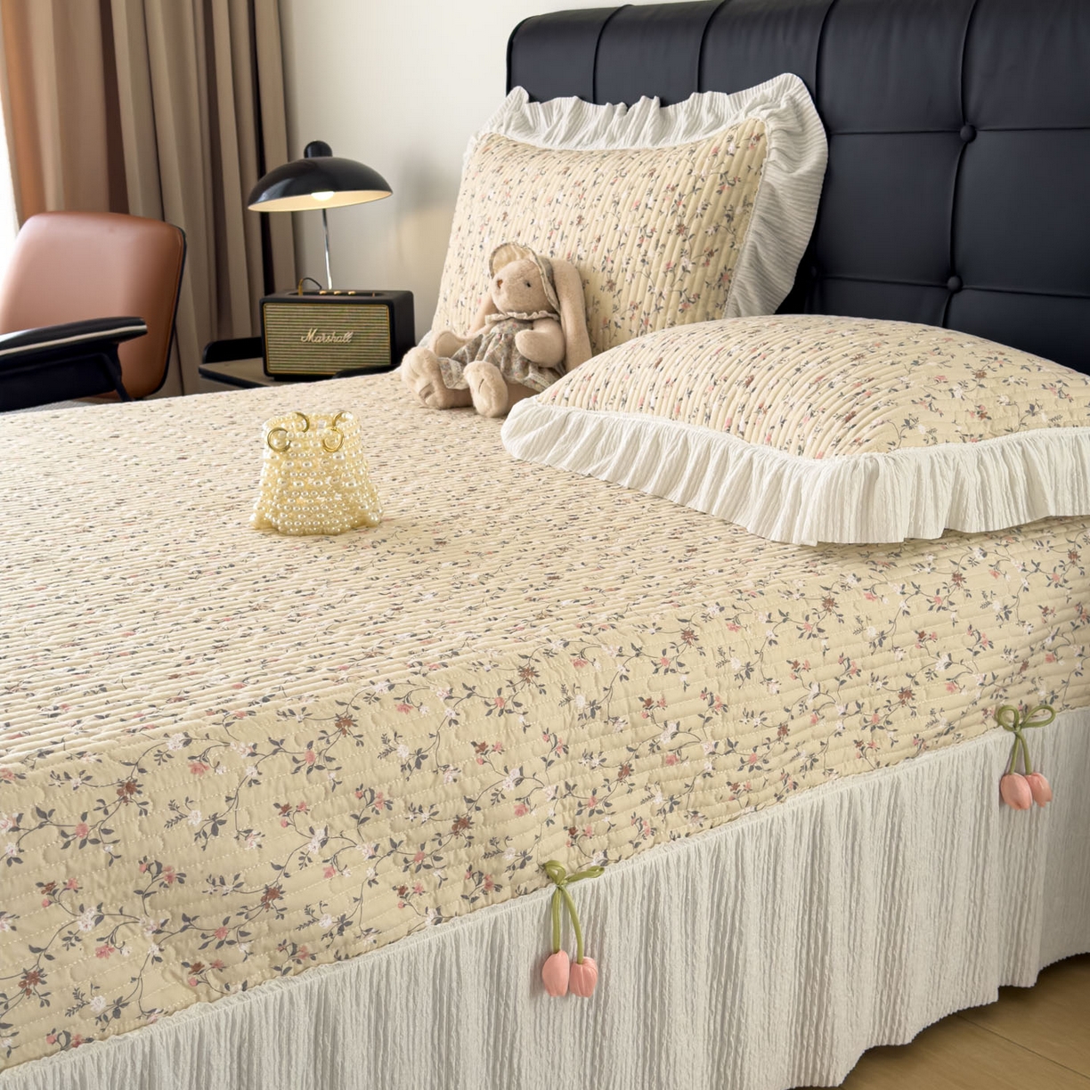 91家纺网 家纺一手货源 找家纺 花漾家居 2026新款雪尼尔雪纺蕾丝大花边床盖单品床盖单件三件套 幽兰月色