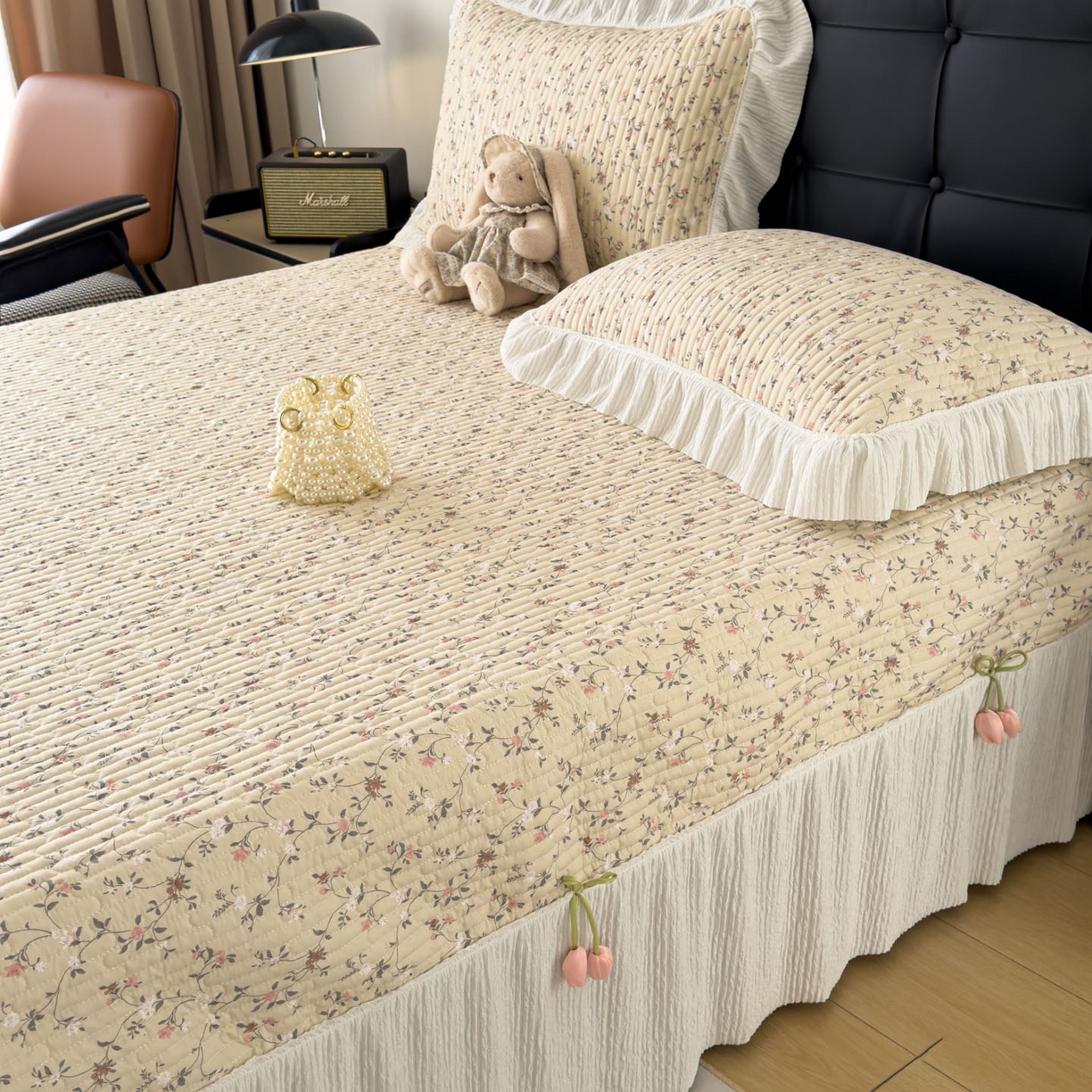 91家纺网 家纺一手货源 找家纺 花漾家居 2026新款雪尼尔雪纺蕾丝大花边床盖单品床盖单件三件套 幽兰月色