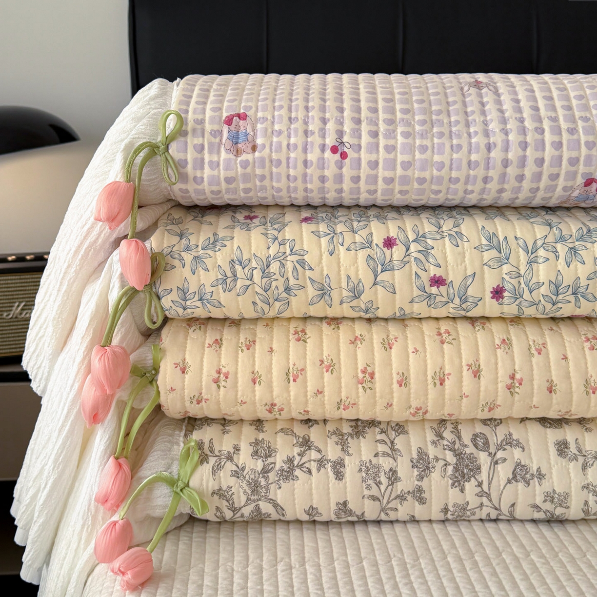 91家纺网 家纺一手货源 找家纺 花漾家居 2026新款雪尼尔雪纺蕾丝大花边床盖单品床盖单件三件套 组合图仅供参考不可下单