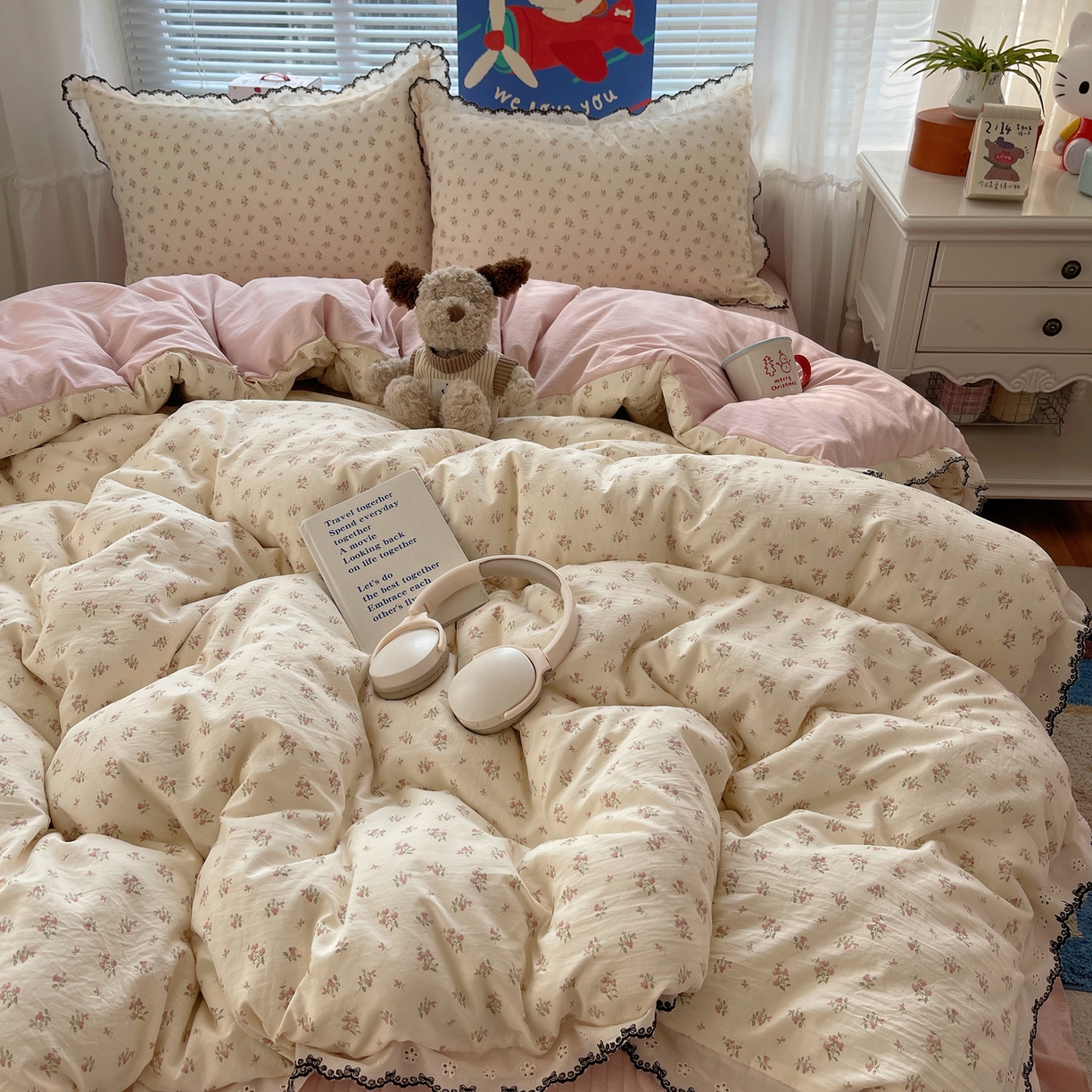 91家纺网 家纺一手货源 找家纺 （总）花漾家居 2026小红书推荐款小清新刺绣花边款床单床盖款四件套新款