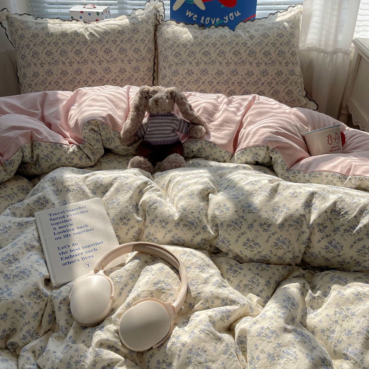 91家纺网 家纺一手货源 找家纺 花漾家居 2026小红书推荐款小清新刺绣花边款床单床盖款四件套新款 满天星