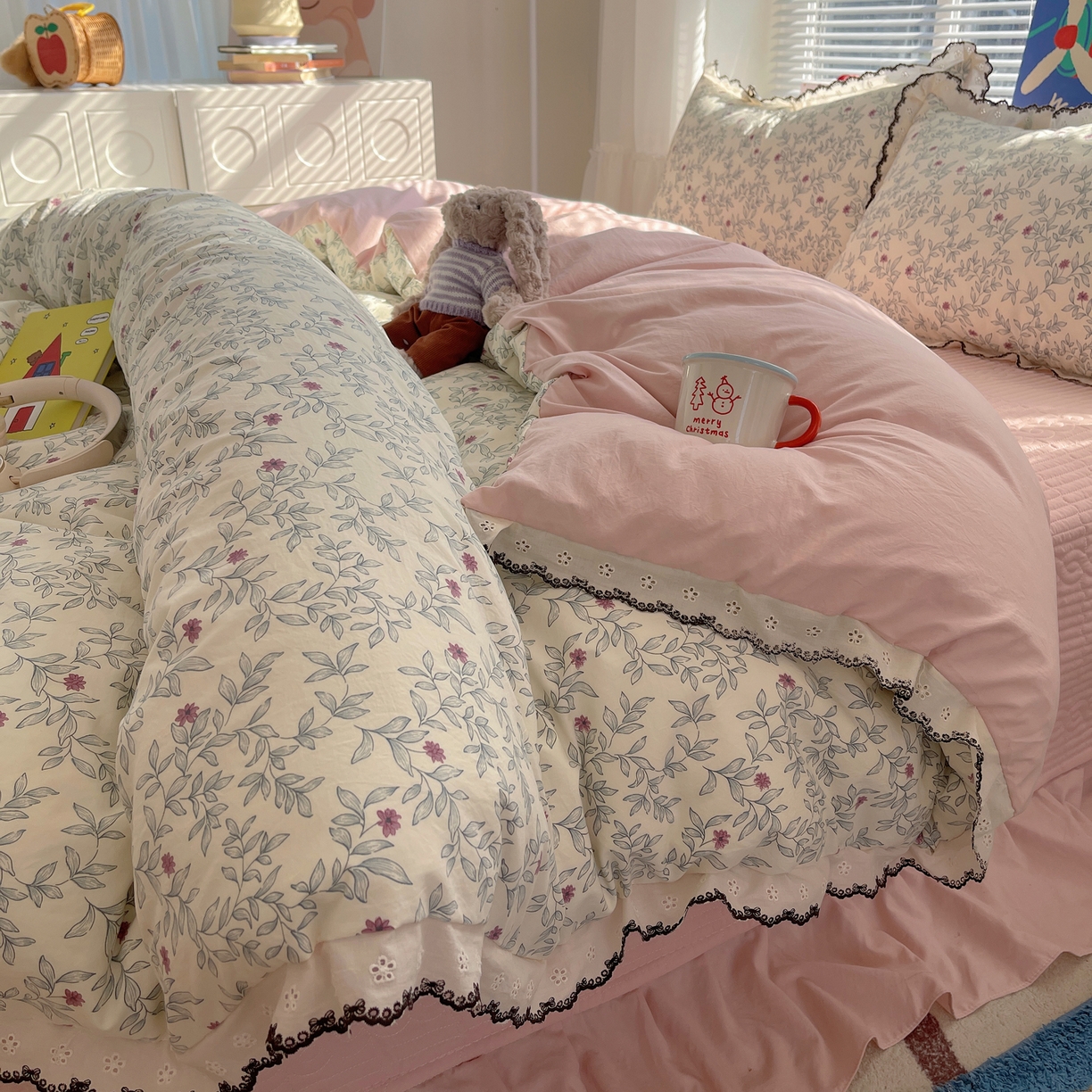 花漾家居 2026小红书推荐款小清新刺绣花边款床单床盖款四件套新款 甜心紫藤