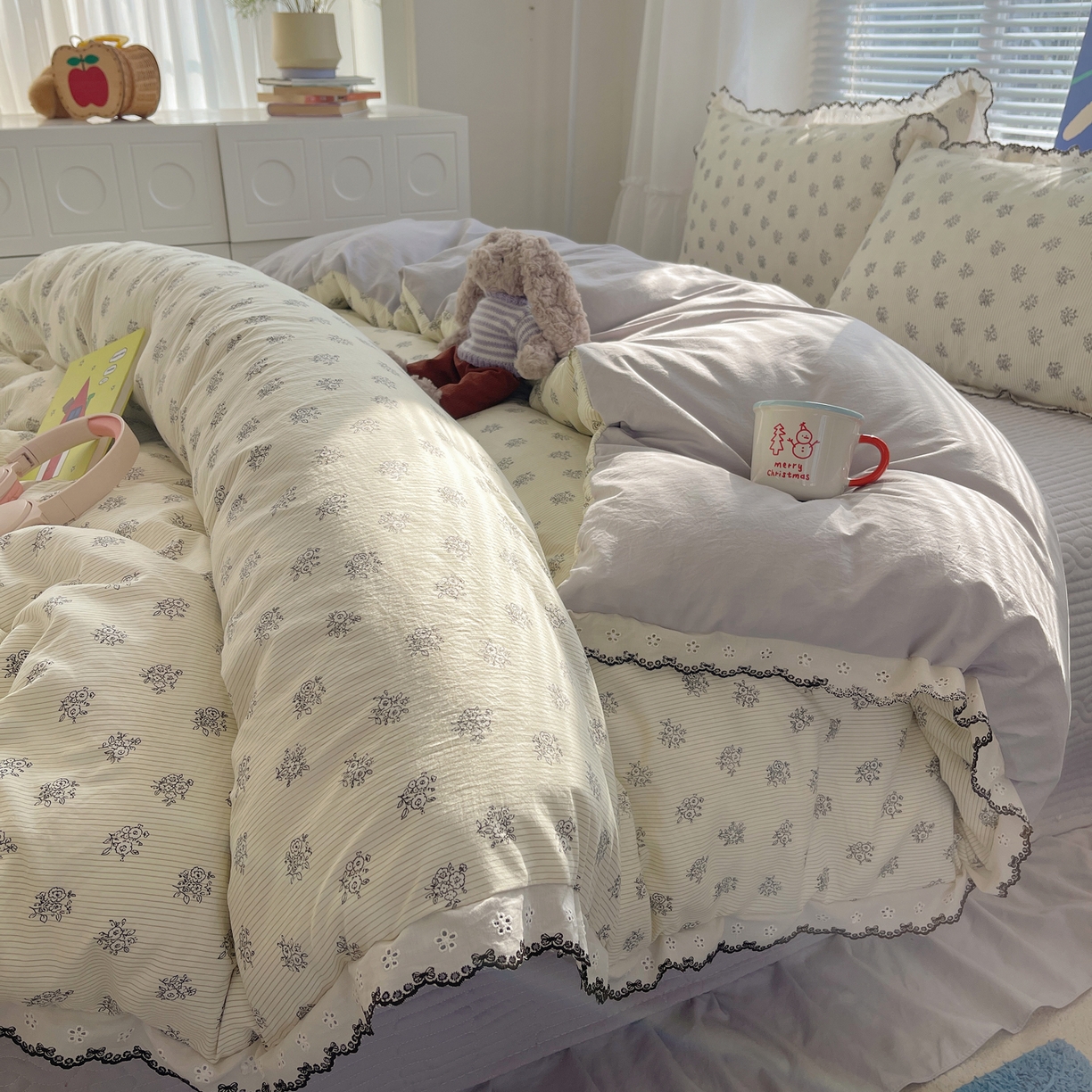 花漾家居 2026小红书推荐款小清新刺绣花边款床单床盖款四件套新款 晚香