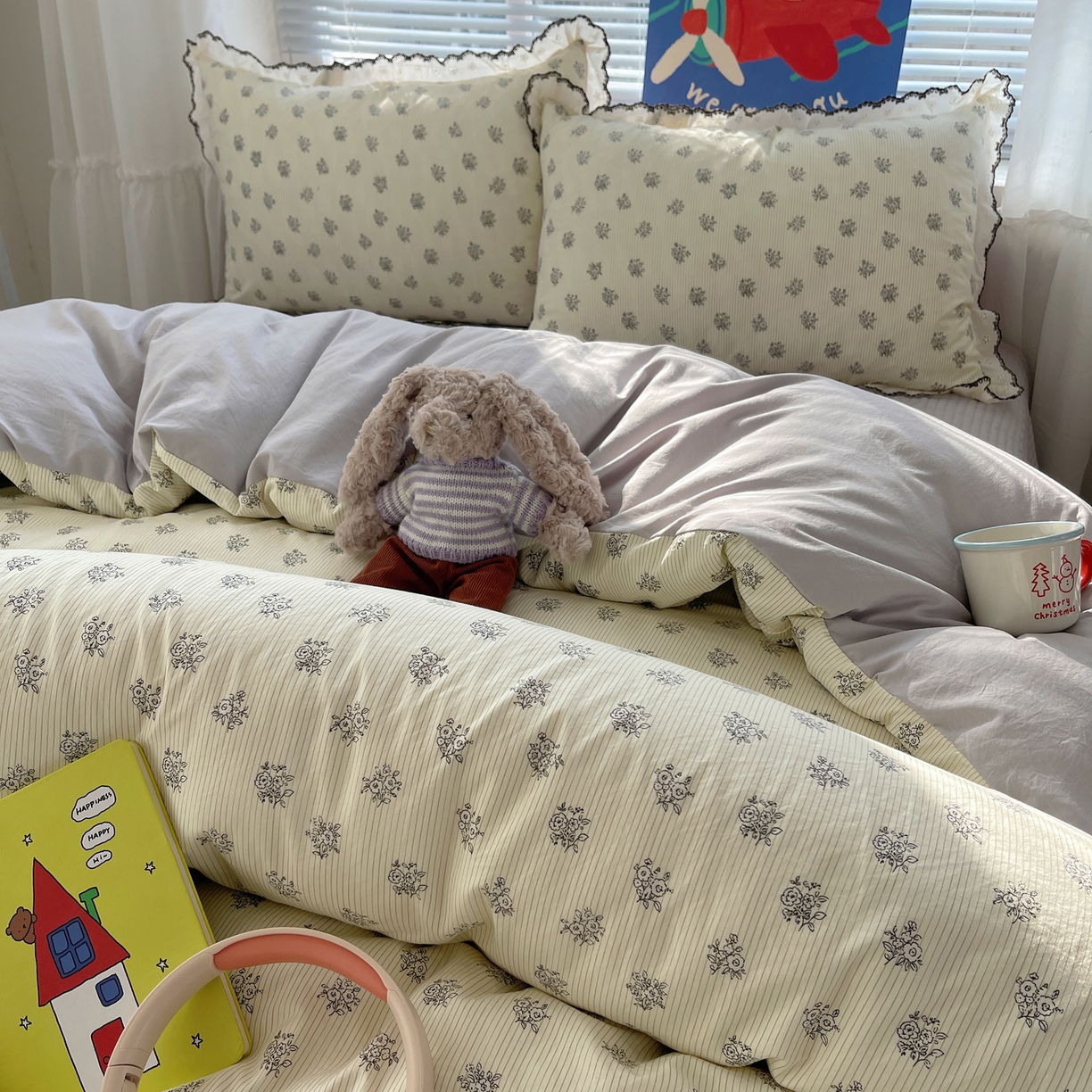 91家纺网 家纺一手货源 找家纺 花漾家居 2026小红书推荐款小清新刺绣花边款床单床盖款四件套新款 晚香