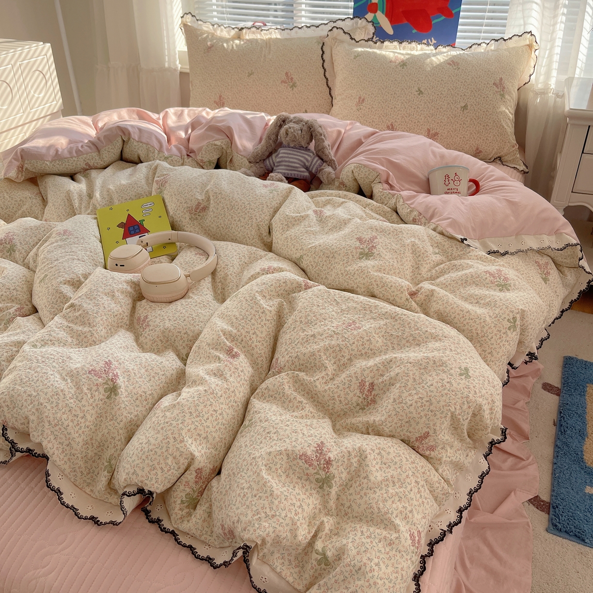 91家纺网 家纺一手货源 找家纺 花漾家居 2026小红书推荐款小清新刺绣花边款床单床盖款四件套新款 薰衣草