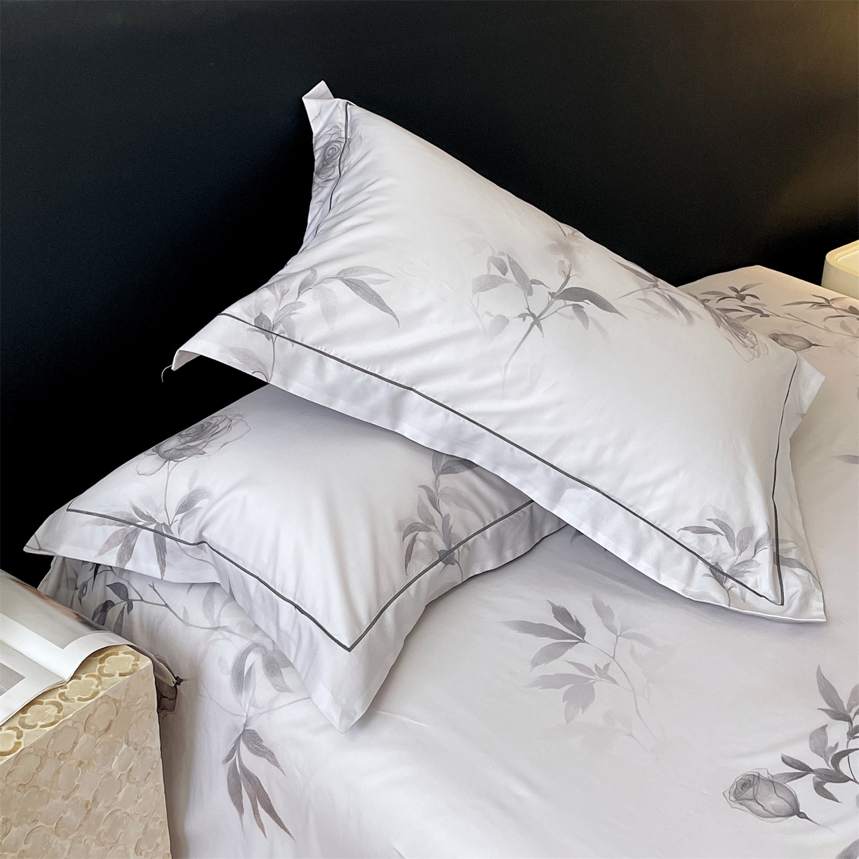 91家纺网 家纺一手货源 找家纺 宝齐莱家纺 2026新款全棉纯棉活性印花单枕套枕套单件 玫瑰的故事