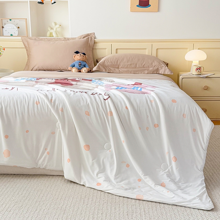 91家纺网 家纺一手货源 找家纺 米乐被业 2026新款大板氨纶凉感夏被被子被芯 玩偶聚会