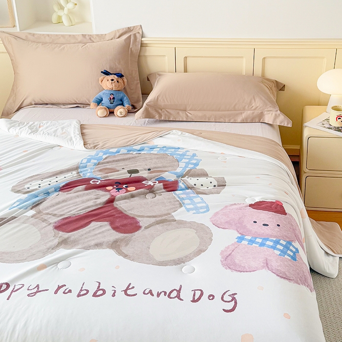 91家纺网 家纺一手货源 找家纺 米乐被业 2026新款大板氨纶凉感夏被被子被芯 玩偶聚会