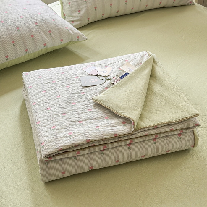 91家纺网 家纺一手货源 找家纺 木楌家居 2026新款全棉提花剪花夏被四件套 花间月