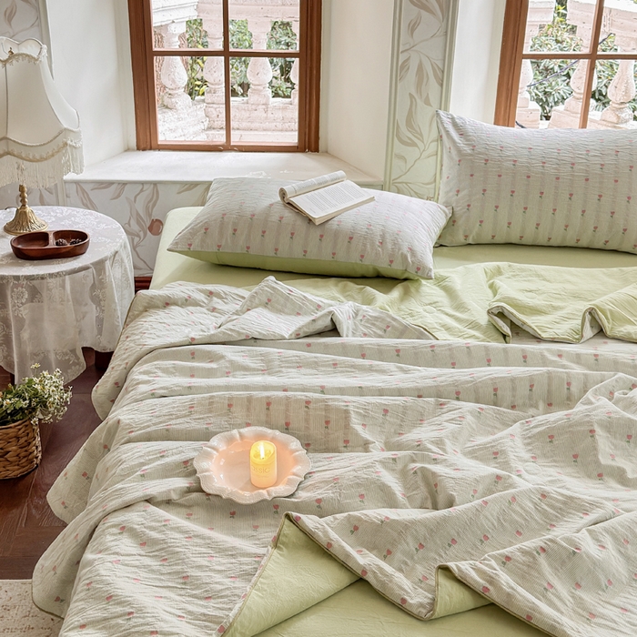 91家纺网 家纺一手货源 找家纺 木楌家居 2026新款全棉提花剪花夏被四件套 花间月