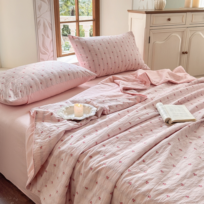 91家纺网 家纺一手货源 找家纺 木楌家居 2026新款全棉提花剪花夏被四件套 洛仪