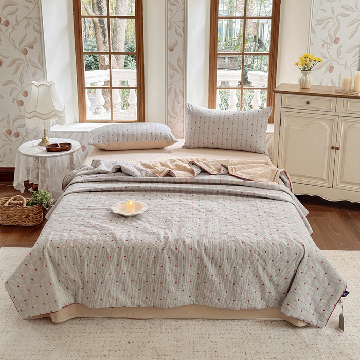 91家纺网 家纺一手货源 找家纺 木楌家居 2026新款全棉提花剪花夏被四件套 清秋意