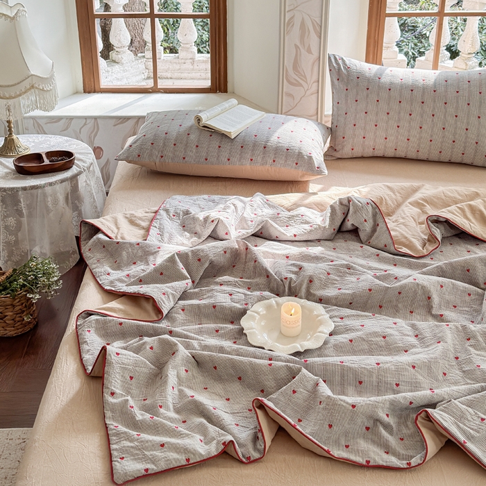 91家纺网 家纺一手货源 找家纺 木楌家居 2026新款全棉提花剪花夏被四件套 清秋意